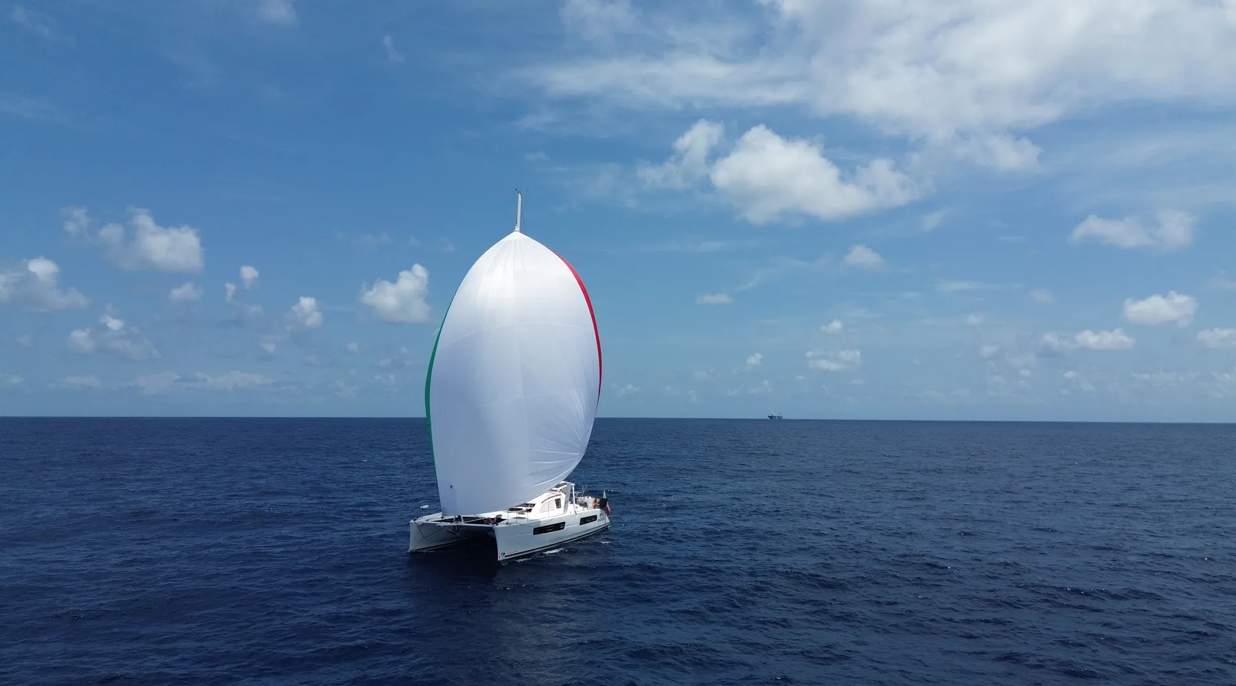 Learn to Sail in San Blas, Panama